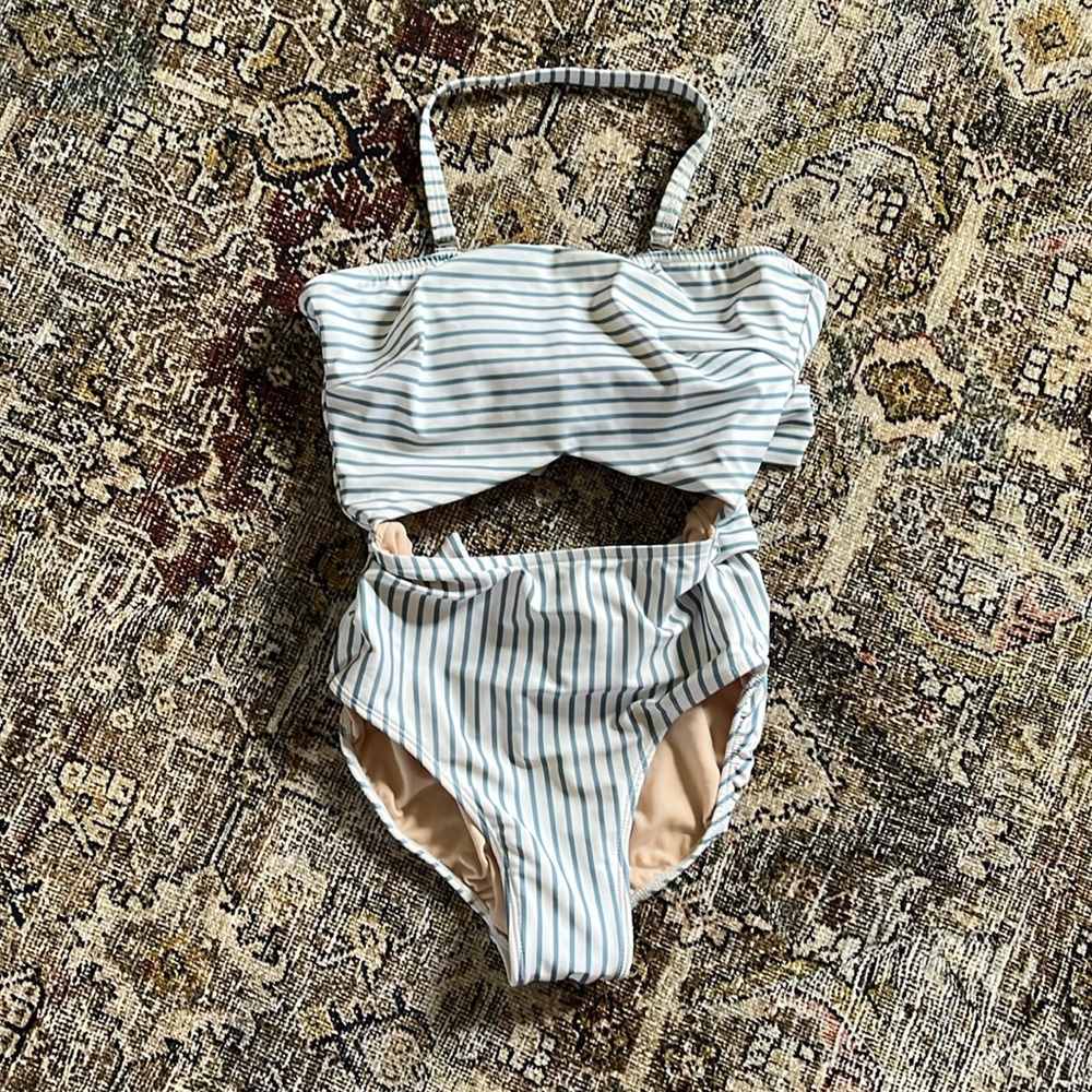 Albion One Piece